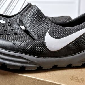 Nike Men's Black and White Slip-On Shoes